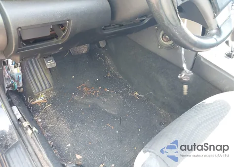 2012 Toyota Camry Se z USA, uszkodzony, nr VIN 4T1BF1FK6CU201934